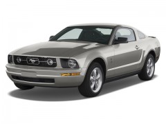BUY FORD MUSTANG 2005 GT, Autocash Staging